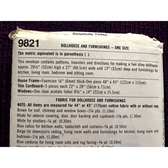 Simplicity sewing pattern 9821 doll house and furnishings - Picture 4 of 6